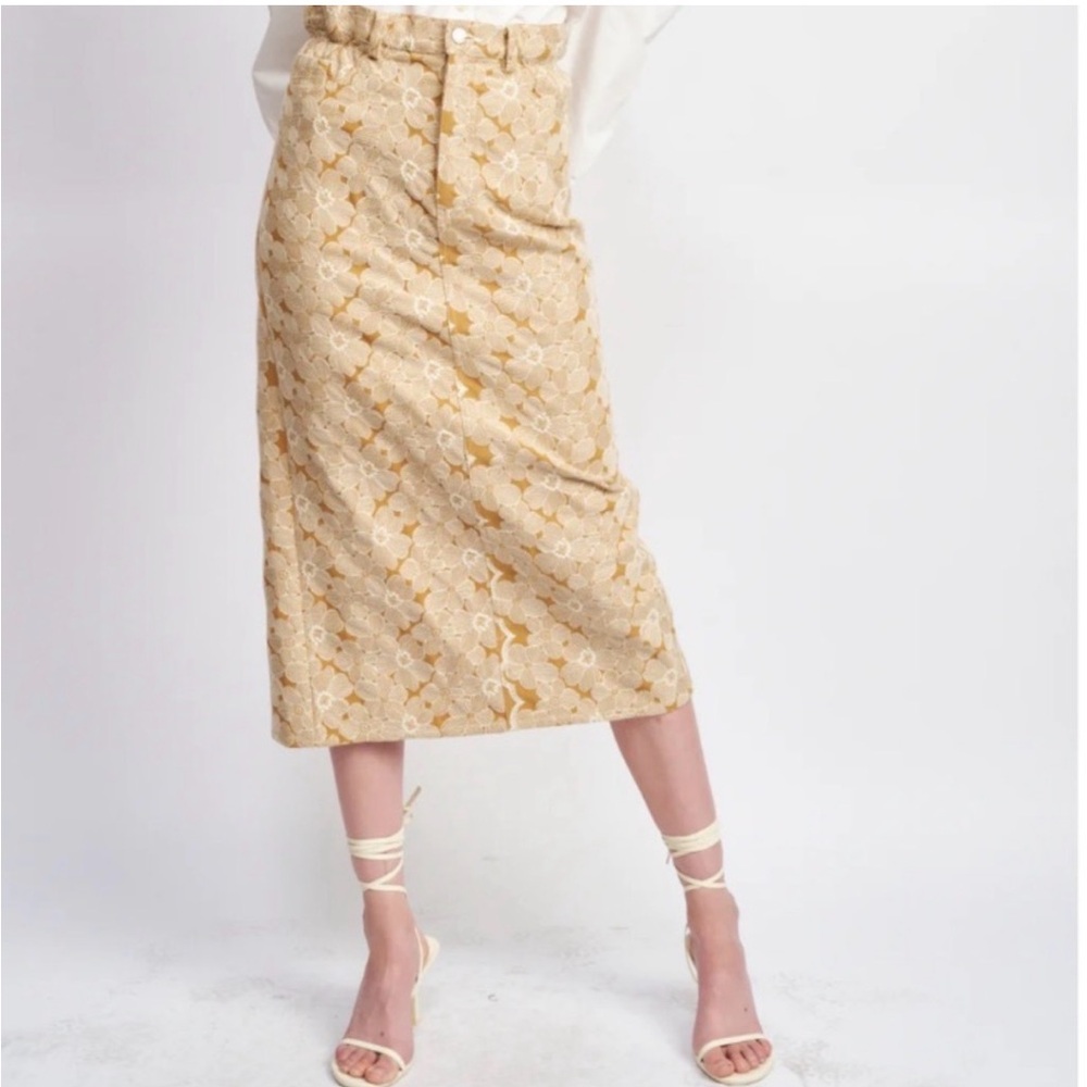 En Saison Tan Floral Eliza Midi Skirt